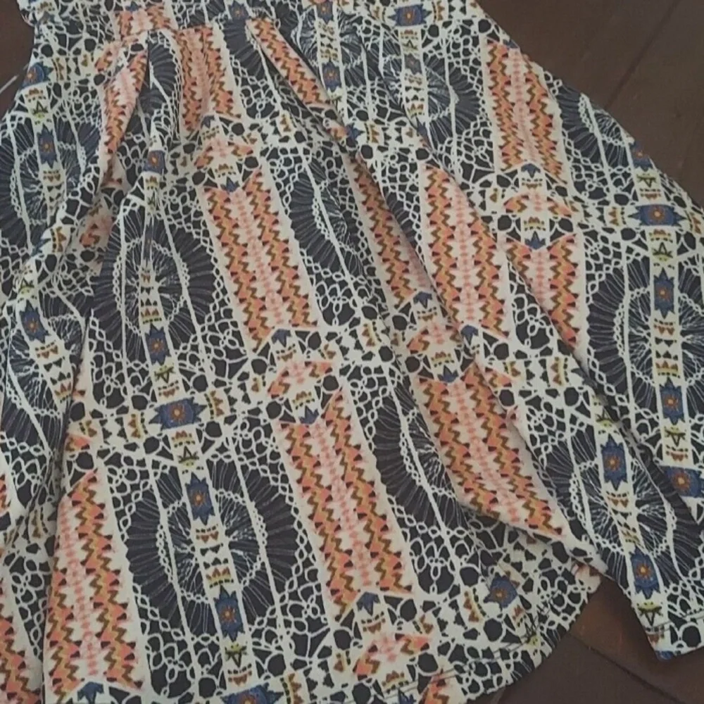 Mimi Chica Skater skirt dress shirt sleeves v-neck pattern Southwestern POCKETS